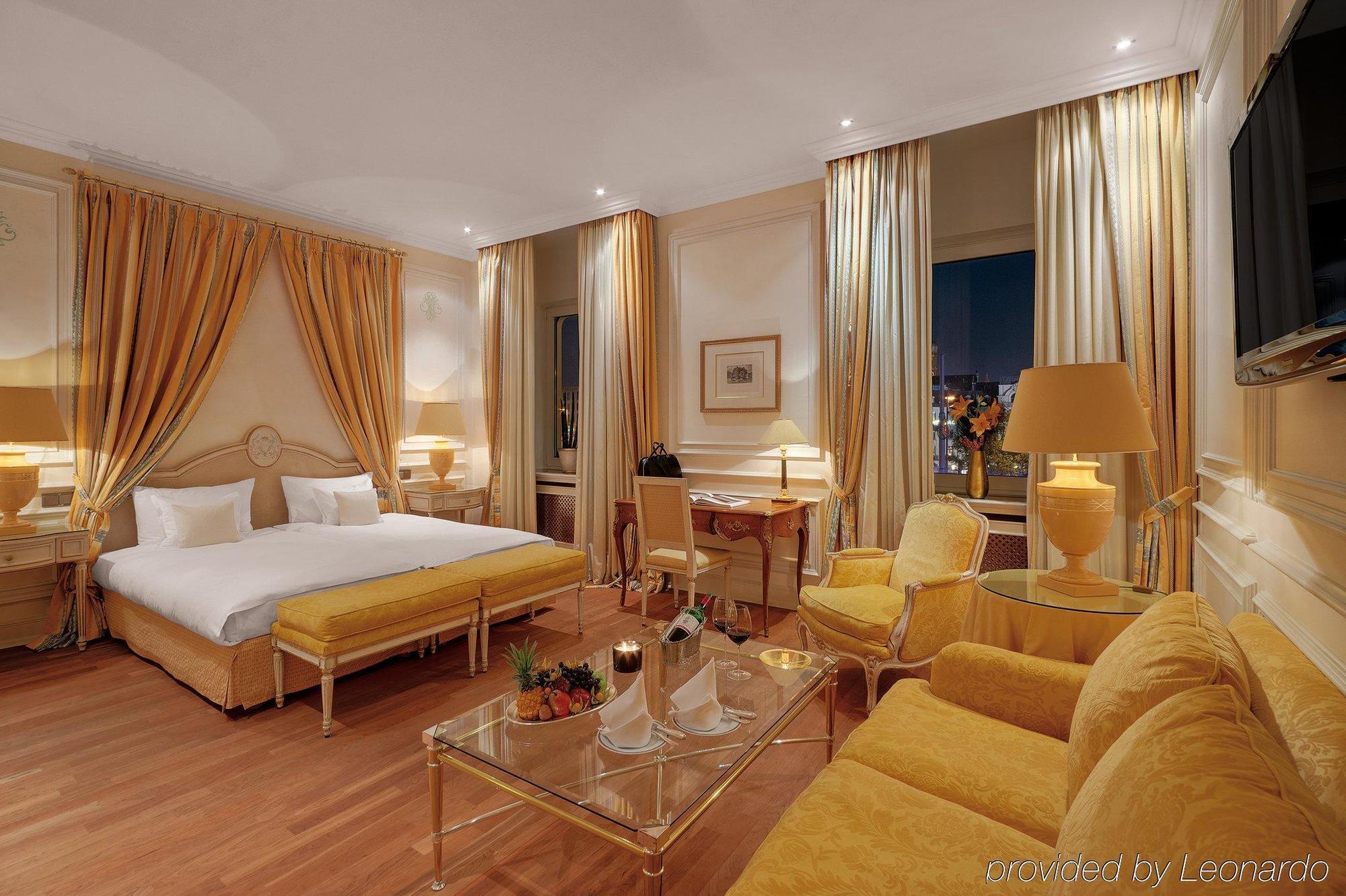 Hotel Koenigshof ミュンヘン 部屋 写真